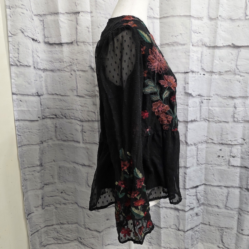 American Eagle Outfitters Peplum Top with Red Floral Embroidery Size Large - Picture 8 of 16